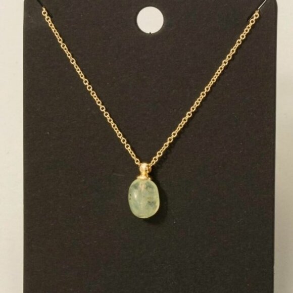 1 LEFT!! RAELYN SEMI PRECIOUS GREEN STONE NECKLACE - Picture 1 of 1